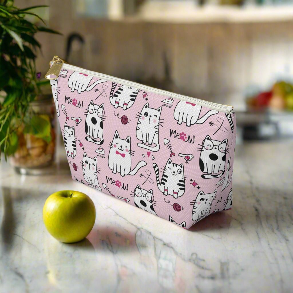 Sassy Cats Pink Accessory Travel Pouch